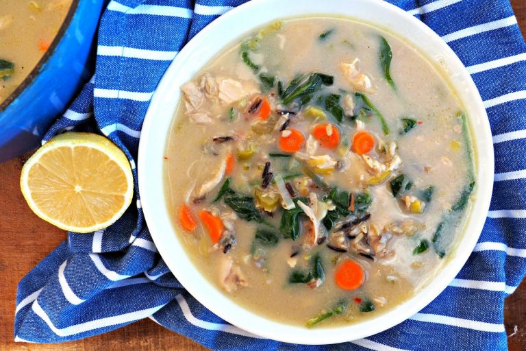 chicken soup, chicken and wild rice soup, chicken and leek soup, easy soup recipes, healthy soup recipes, winter soup recipes, easy winter soups, quick soup recipes, quick chicken soup recipe