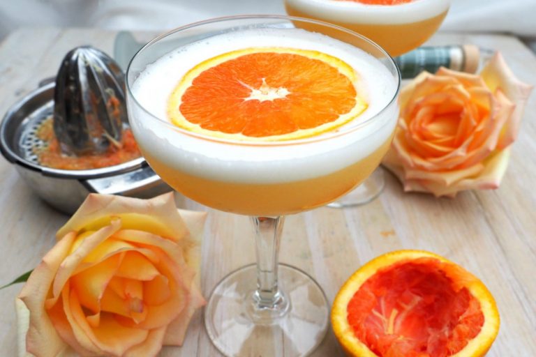 pisco, pisco cocktail, easy pisco cocktail, pisco sour, blood orange, blood orange cocktails, cocktails with egg whites, valentines day cocktails