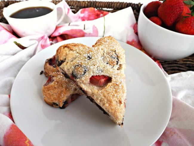 scones, homemade scones, homemade scones recipe, easy scone recipe, strawberry scones, homemade strawberry scone recipe, chocolate strawberry baking ideas, valentines day breakfast recipe, valentines day breakfast ideas, valentines day recipes, chocolate strawberry recipes, baking, breakfast recipe, easy breakfast recipes