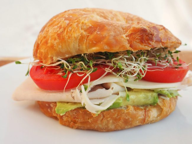 Turkey sandwich, turkey croissant with avocado, turkey avocado sprouts sandwich, turkey avocado sprouts sandwich idea, croissant sandwiches, quick lunch idea, fast lunch recipe,