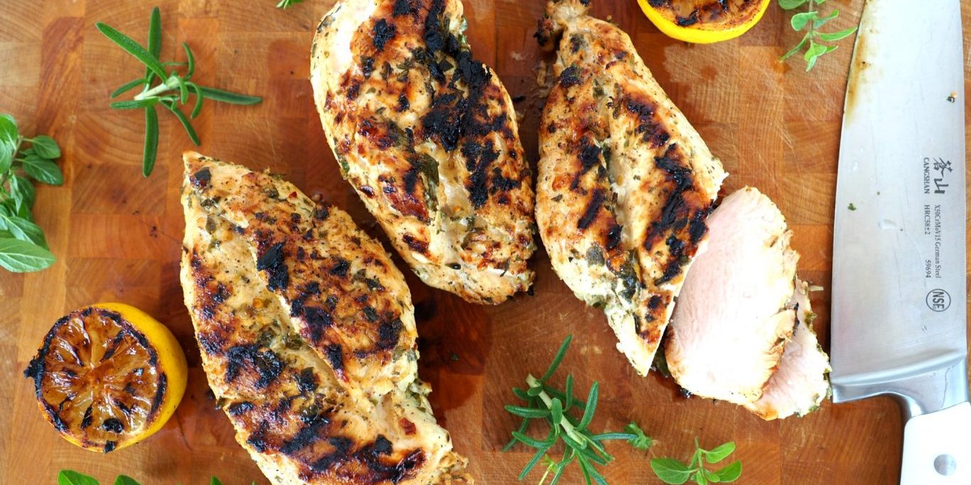 Lemon Herb Chicken lemon marinade, herb marinade, marinated chicken recipe, healthy chicken dinner recipe, grilled chicken recipe, marinade for grilled chicken, rosemary chicken, thyme chicken, grilling recipe, grilled chicken,