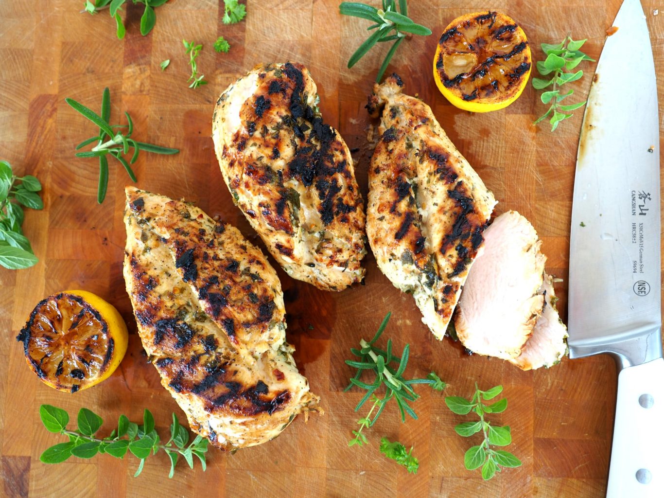lemon marinade, herb marinade, marinated chicken recipe, healthy chicken dinner recipe, grilled chicken recipe, marinade for grilled chicken, rosemary chicken, thyme chicken, grilling recipe, grilled chicken,