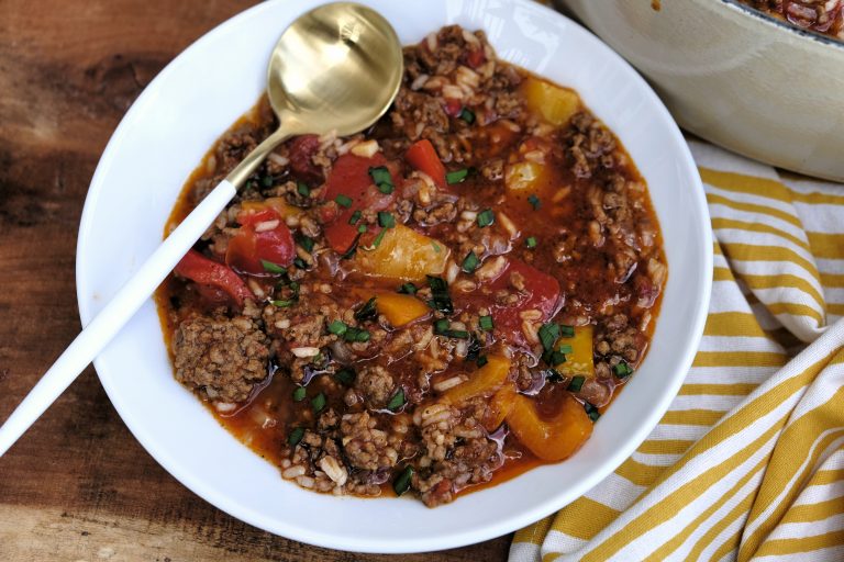 soup recipes, easy soup recipes, homemade soup recipes, quick homemade soup recipes, stuffed peppers, how to make stuffed peppers, homemade stuffed peppers, stuffed pepper soup recipe, how to make stuffed pepper soup, easy stuffed pepper soup recipe, quick stuffed pepper soup, easy soup recipes for fall, easy soup recipes for winter, soup recipes with beef, beef soup recipes, soup recipes with rice, dinner recipes, one pot dinner recipes, free online soup recipes