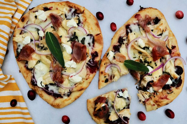 pizza recipe, easy pizza recipe, pizza recipe with thanksgiving leftovers, thanksgiving leftovers recipe, easy thanksgiving leftovers recipe, what to do with thanksgiving leftovers, easy thanksgiving leftovers recipe, thanksgiving recipes, easy thanksgiving recipes, dinner recipes, easy pizza recipes, homemade pizza recipes, naan pizza recipes, recipes with thanksgiving turkey, leftover turkey recipes, leftover turkey recipes, naan pizza, easy naan pizza