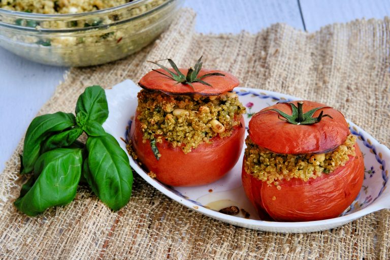 stuffed tomatoes, how to make stuffed tomatoes, easy stuffed tomatoes recipe, healthy stuffed tomatoes recipe, side dish recipes, easy side dish recipes, side dish ideas, healthy sides ideas, healthy side dish recipes, vegetarian side dish recipes, healthy vegetarian recipes, quinoa, easy quinoa recipe, quick quinoa recipe, quinoa side dish recipes, healthy quinoa recipes, free online side dish recipes