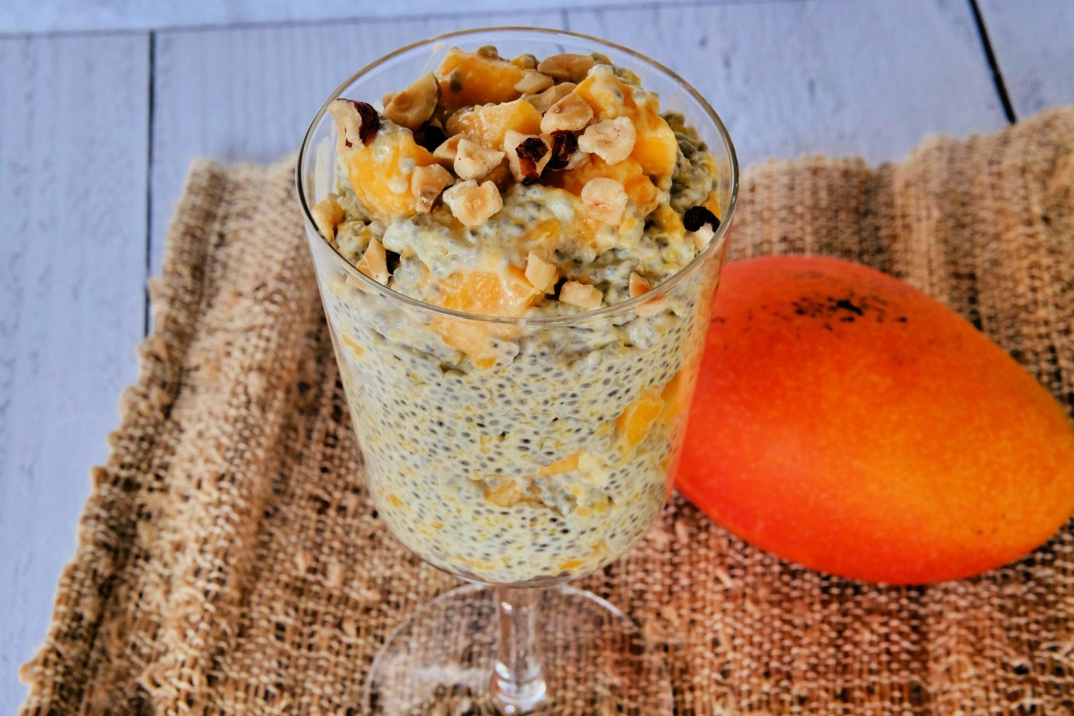 Mango Chia Seed Pudding chia seed pudding, how to make chia seed pudding, quick chia seed pudding recipes, vegan dessert recipes, vegan mango dessert recipes, gluten free dessert recipes, dairy free dessert recipes, gluten free summer desserts, dairy free summer desserts, mango dessert recipe, healthy dessert recipes, mango desserts, mango recipes for summer