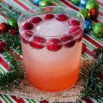 christmas cocktail, easy christmas cocktail recipe, christmas cocktail for warm weather, festive christmas cocktail, christmas cocktail with vodka, rose spritzer