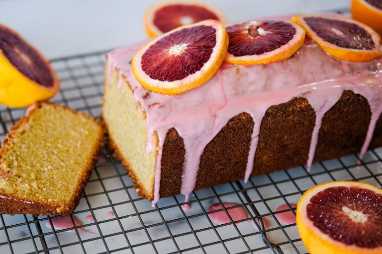 blood orange cake, how to make a blood orange cake, easy blood orange cake, easy baking recipes, valentines day dessert recipes, easy dessert for valentines day, citrus cake, quick citrus cake, citrus loaf cake