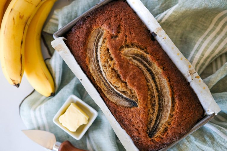 banana bread, how to make banana bread, homemade banana bread, quick banana bread, best ever banana bread, sour cream banana bread, banana bread with chocolate chips, baking recipes, quarantine baking recipes, quarantine recipes, at home quarantine recipes, quarantine baking recipes