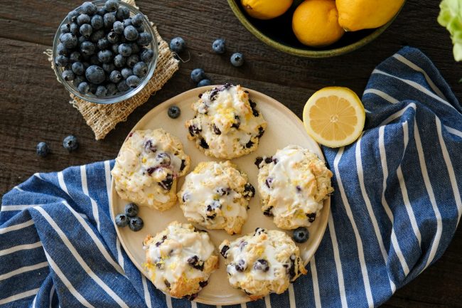 lemon blueberry cookies, blueberry cookies, lemon cookies, springtime cookies, easy spring inspired cookies, soft cookies, cream cheese cookies, soft cream cheese cookies, cookies with blueberries, blueberry desserts, easy blueberry dessert recieps