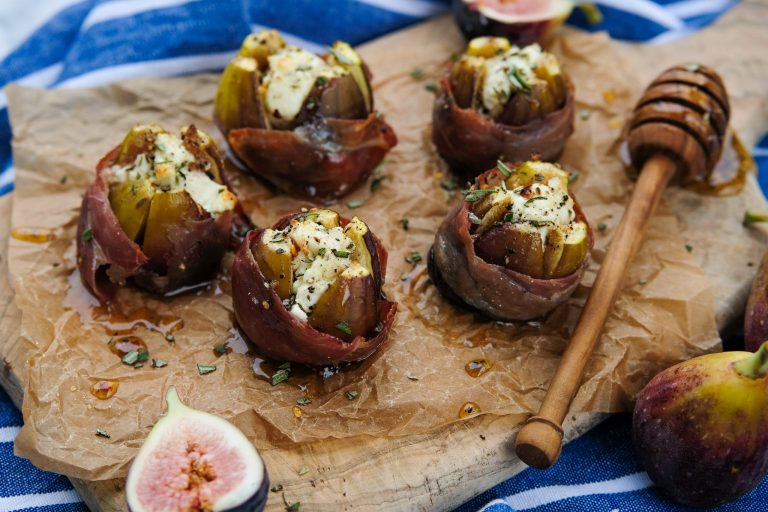 goat cheese, goat cheese stuffed figs, stuffed figs recipes, easy stuffed figs, gourmet stuffed figs, easy stuffed figs, stuffed figs with prosciutto, appetizer recipes, easy appetizer recipe, appetizer recipes with figs, fig recipes, easy fig recipes, baked figs