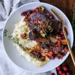 Red wine cranberry short ribs, short ribs, easy short ribs recipe, homemade short ribsr ecipes, slow roasted short ribs recipe, red wine braised short ribs with cranberries, christmas dinner recipe, easy christmas recipes, slow braised short ribs, easy short ribs recipe, how to make short ribs