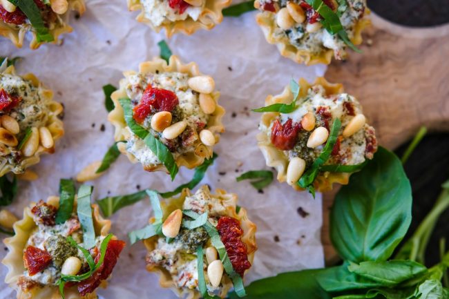Goat Cheese Phyllo Cup phyllo cup recipes, easy appetizer recipe, quick appetizer recipe, 15 minute appetizer recipe, goat cheese appetizer, sundried tomato appetizer, appetizers with pesto, pesto recipe, pesto appetizer recipes