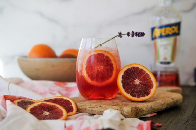aperol spritz, how to make an aperol spritz, easy aperol spritz recipe, blood orange cocktail, cocktail recipe with blood orange, blood orange aperol, blood orange champagne, valentines day cocktail, cocktail recipe for valentines day, easy valentines day cocktail recipe,
