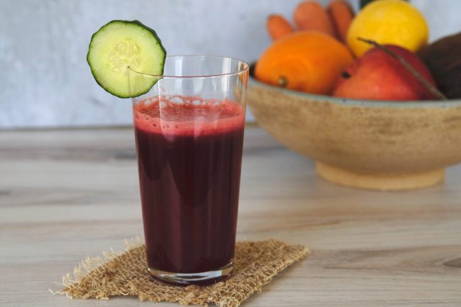 easy juice recipe, healthy juice recipe, fresh pressed juice recipe, easy juice recipe, juicing recipes for dieting, vegetable juice recipe, beet juice recipe, celery juice recipe, carrot juice recipe, breakfast recipes, healthy recipes,